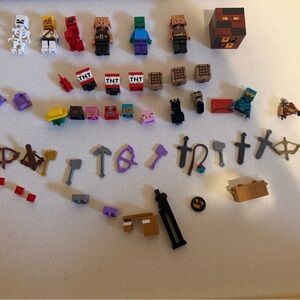 Lego Minecraft Lot Minifigures Tools TNT Pig Chicken Blocks Swords And More